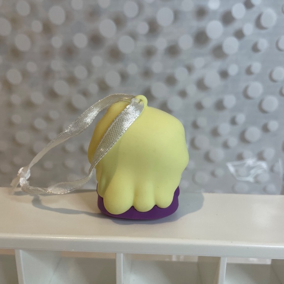 Hallmark Better Together Disney 🧙♀️Hocus Pocus ornaments - Picture 8 of 11